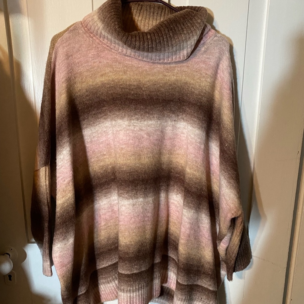 LOFT Ombré Cowl Turtleneck- size XL.